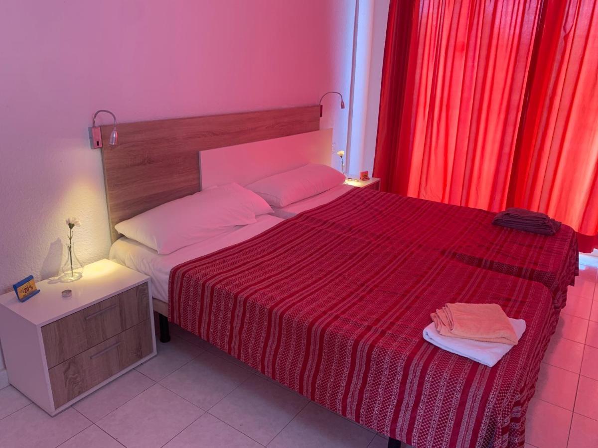 Pondemar Apartaments Vistas ปลายา ฟัญญาเบ ภายนอก รูปภาพ